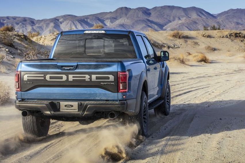 Ford F-150 Raptor rear