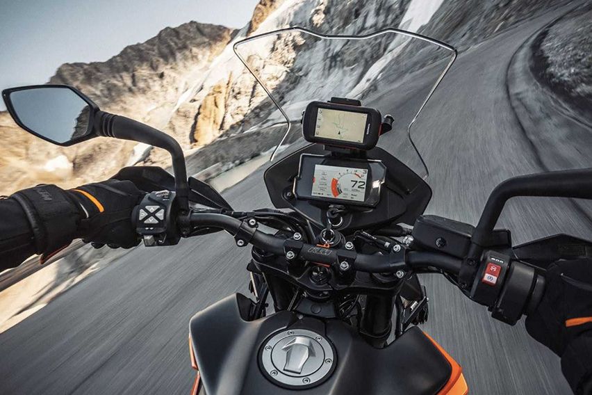 KTM 890 Adventure instrument panel