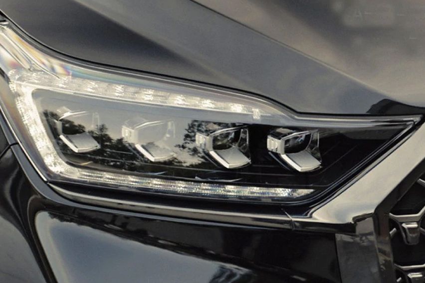 SsangYong Rexton headlight