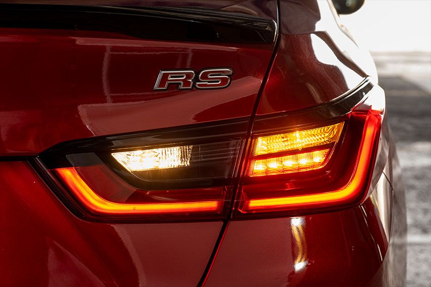 Honda City 1.5 RS CVT PH-by Ricky Ladia