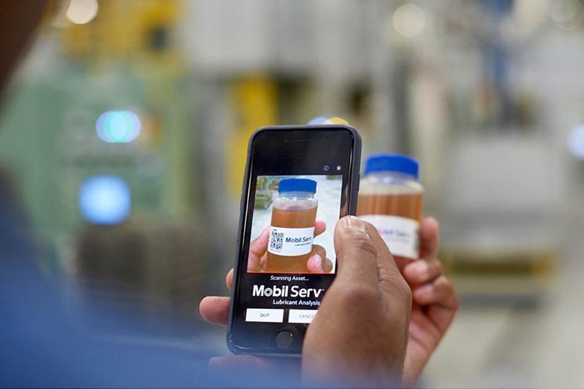 laboratorium Mobil Serv℠ Lubricants Analysis