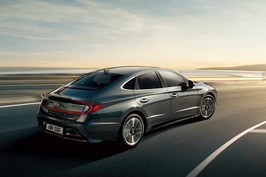 2020 Hyundai Sonata rear