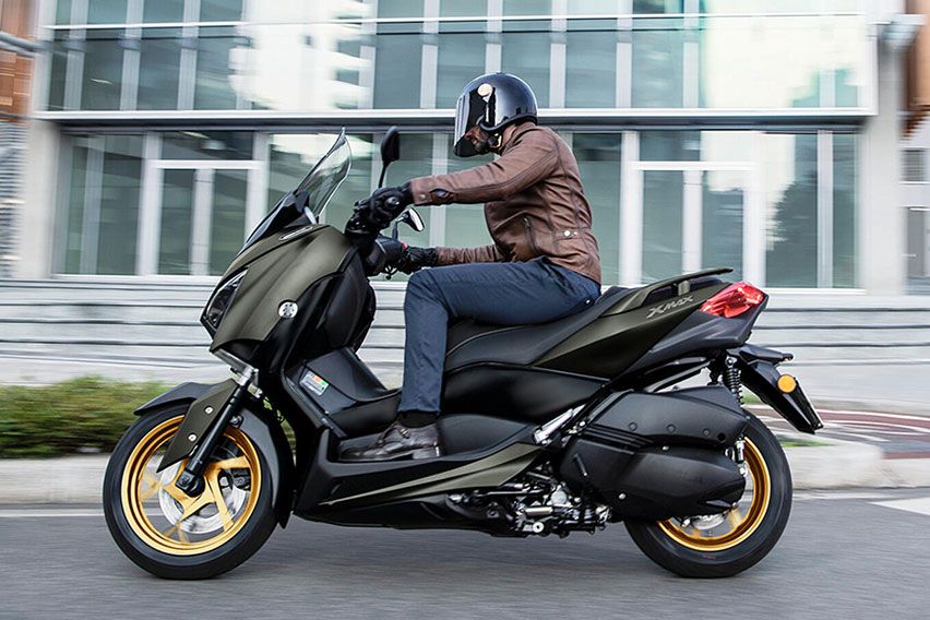 Yamaha XMax