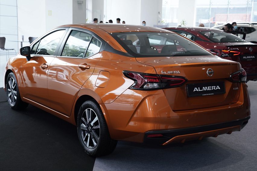 2020 Nissan Almera rear