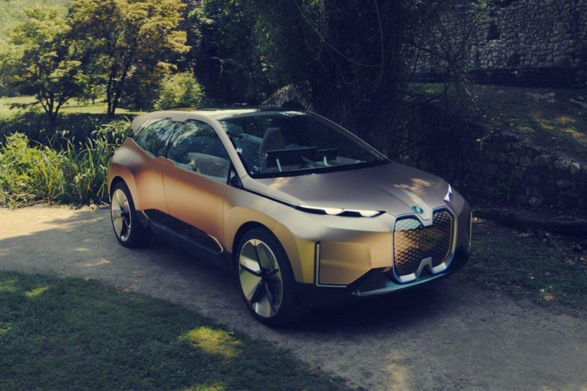 BMW iNext set to be unveiled on November 11