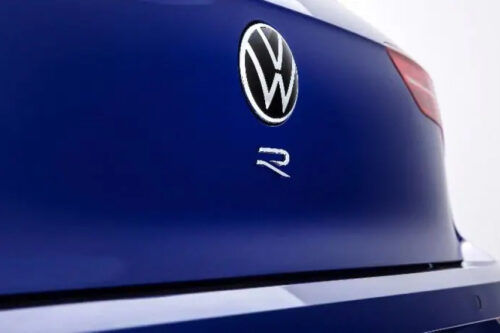 Volkswagen teases a more powerful Golf R, debut set for November 4