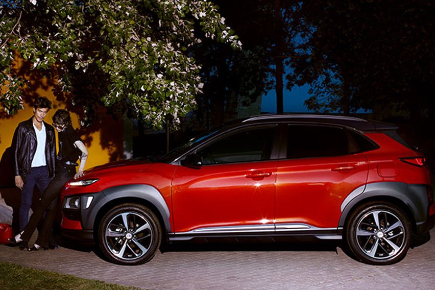 2020 Hyundai Kona side 