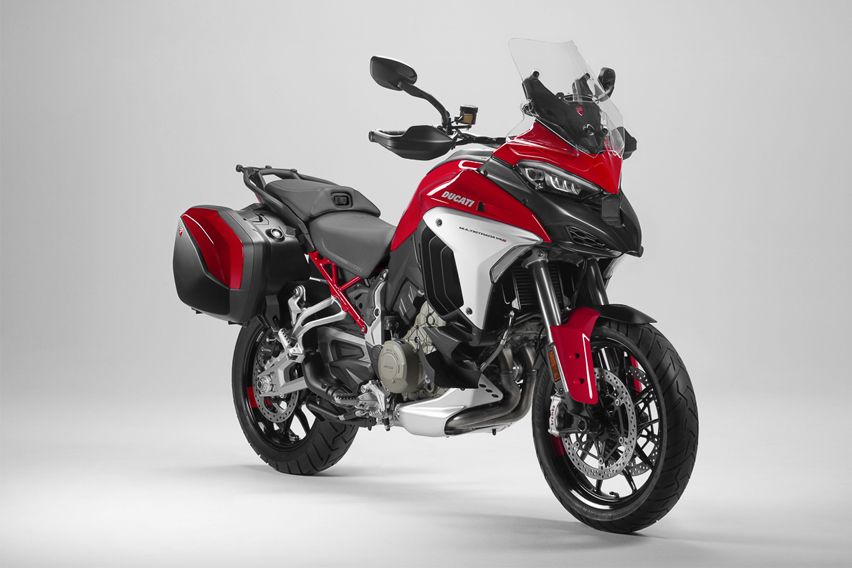 2021 Ducati Multistrada V4 front