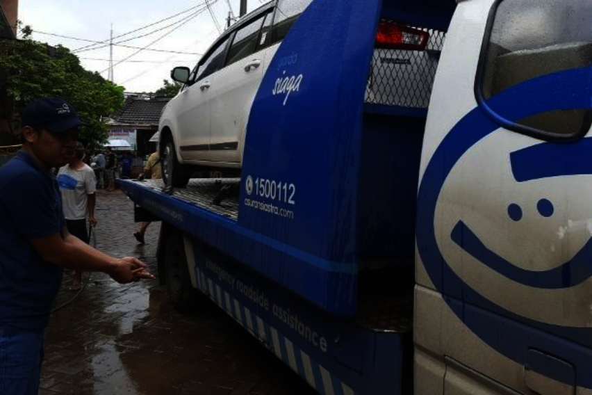 Asuransi astra tanggung banjir