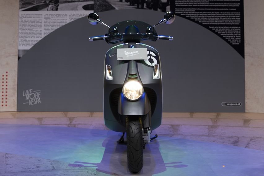 Vespa Sei Gironi II