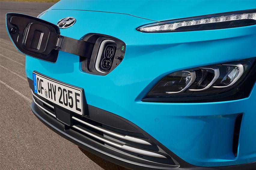 2021 Hyundai Kona Electric battery socket