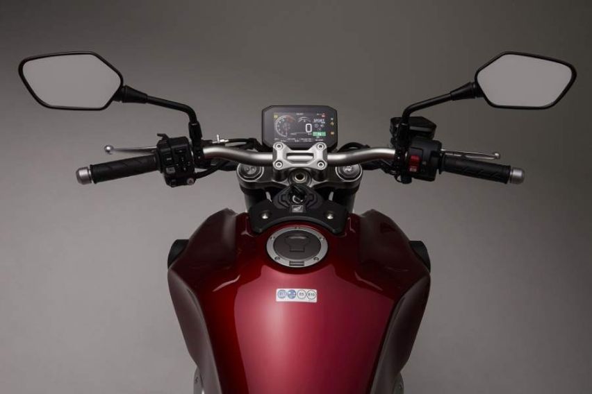 2021 Honda CB1000R TFT display