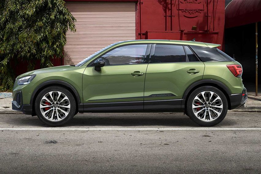 Audi SQ2 facelift side profile