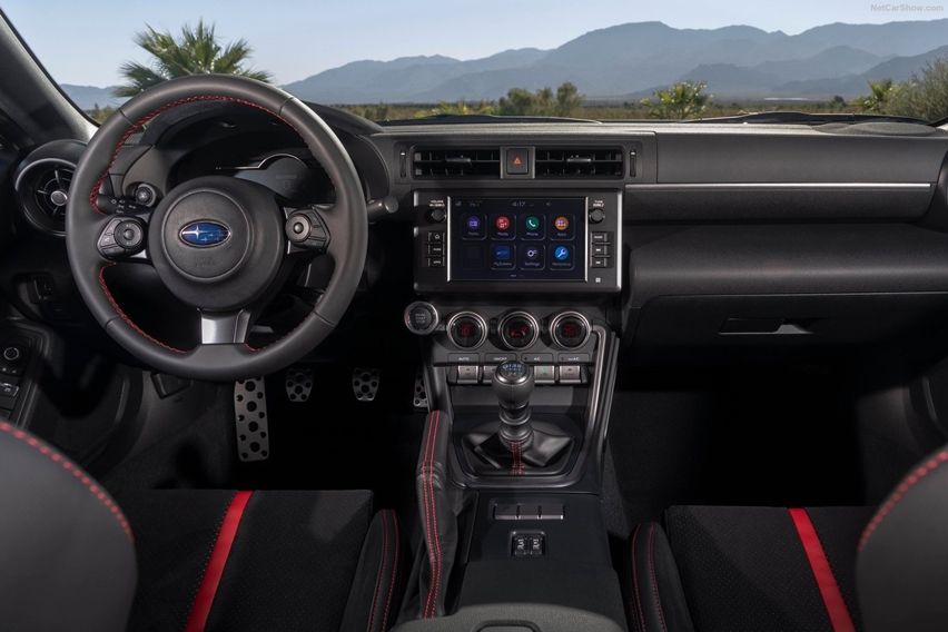 interior BRZ