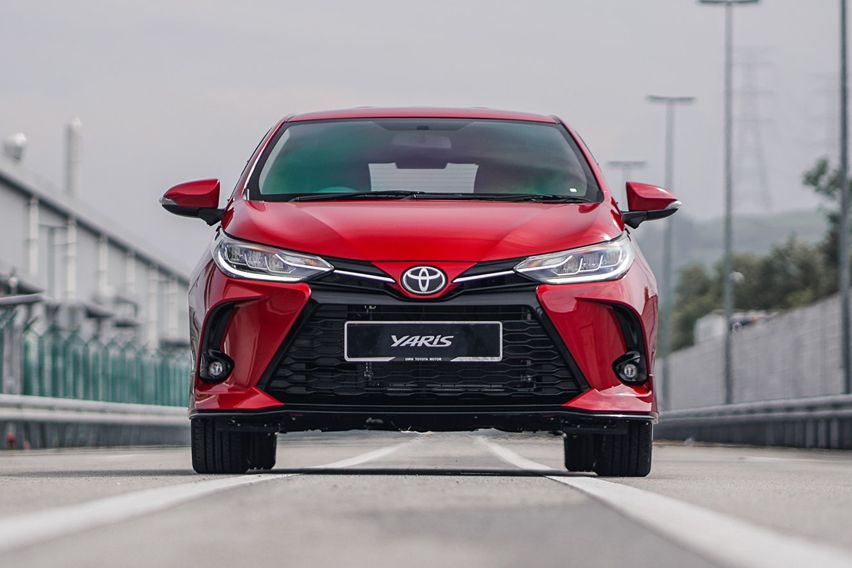 2020 Toyota Yaris front
