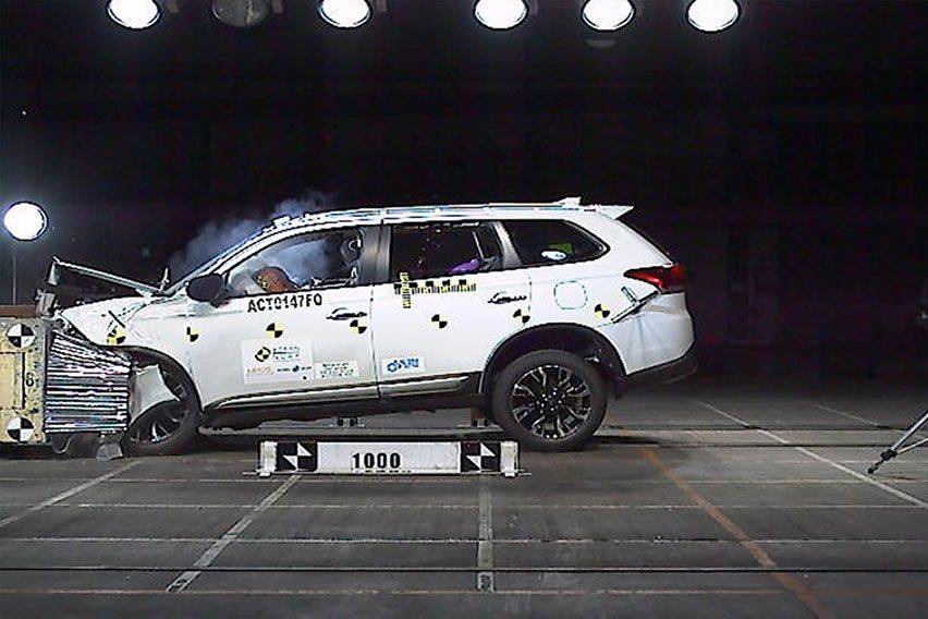 Mitsubishi Outlander grabs five-star safety rating 