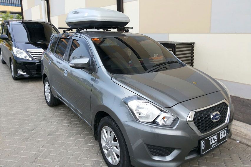 Mono windshield wiper