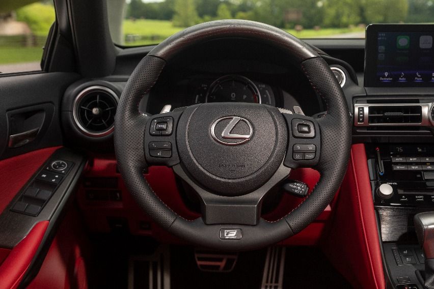 2021-Lexus-IS-350-F-Sport-Steering