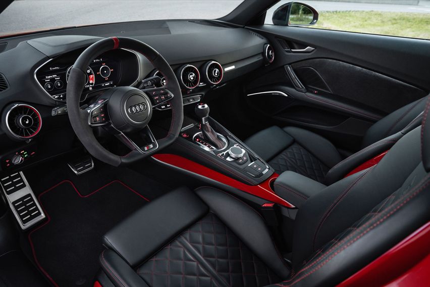 Audi TTS Competition Plus  cabin
