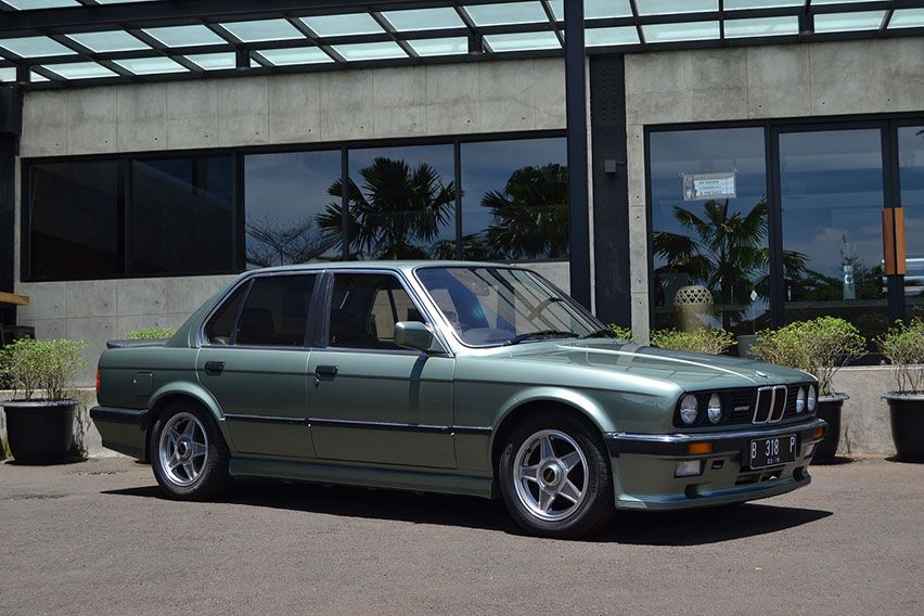 Catatan si Boy – BMW Seri-3 E30