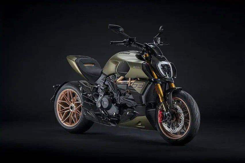 Ducati Diavel Lamborghini_06