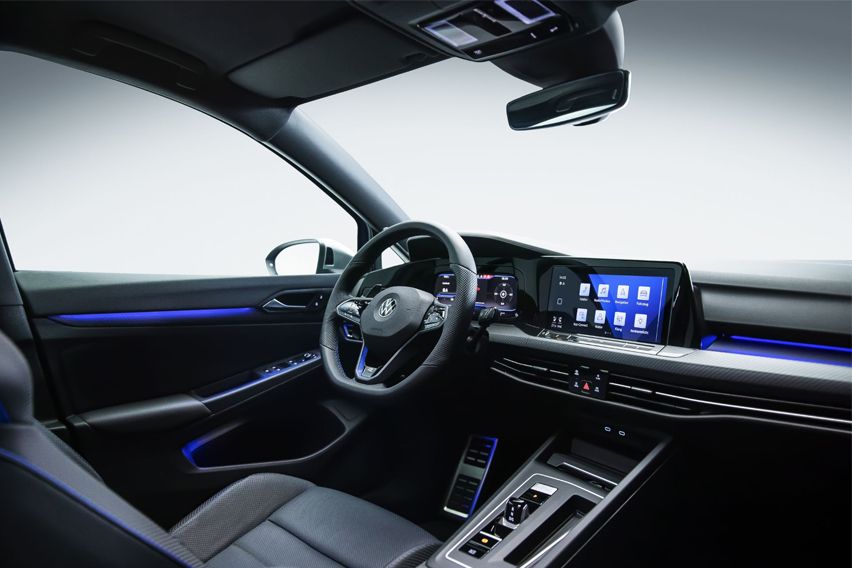 2021 Volkswagen Golf R cabin