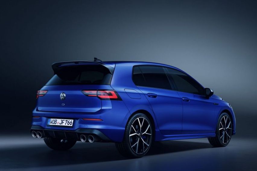 2021 Volkswagen Golf R rear