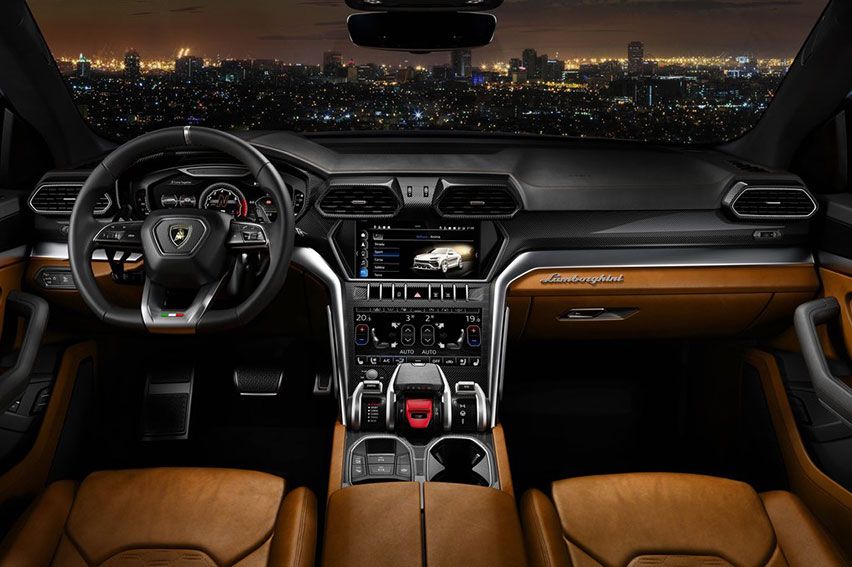 Lamborghini Urus 2019 interior