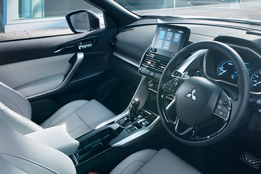 2021 Eclipse Cross interior