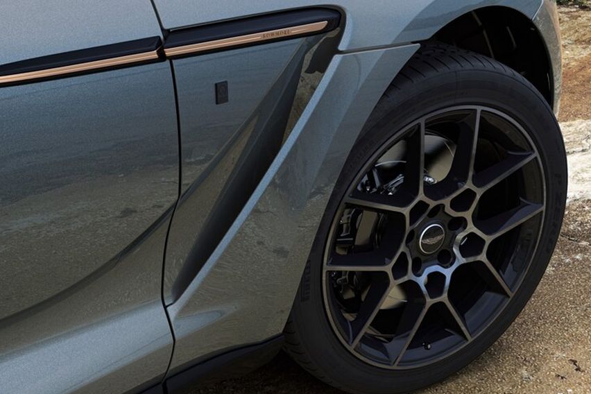 Aston Martin DBX Bowmore Edition wheels