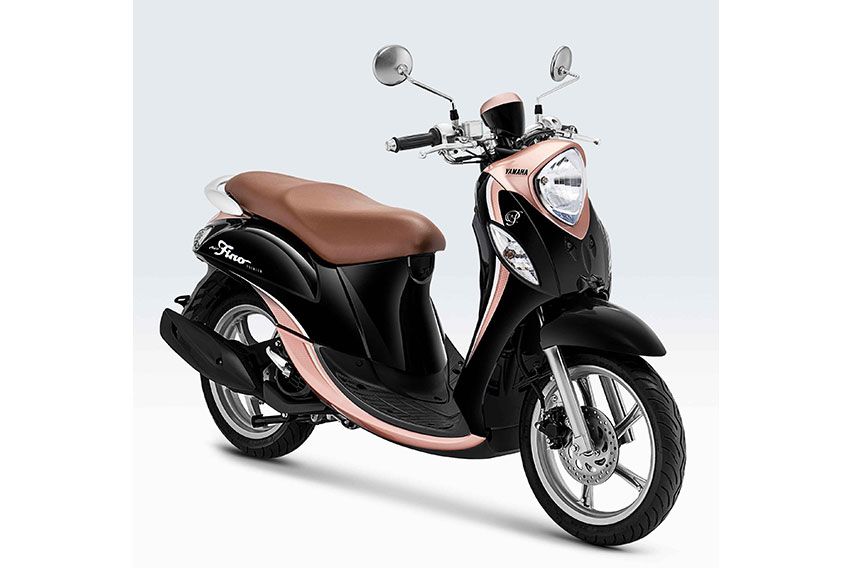 Yamaha Fino Black Espresso