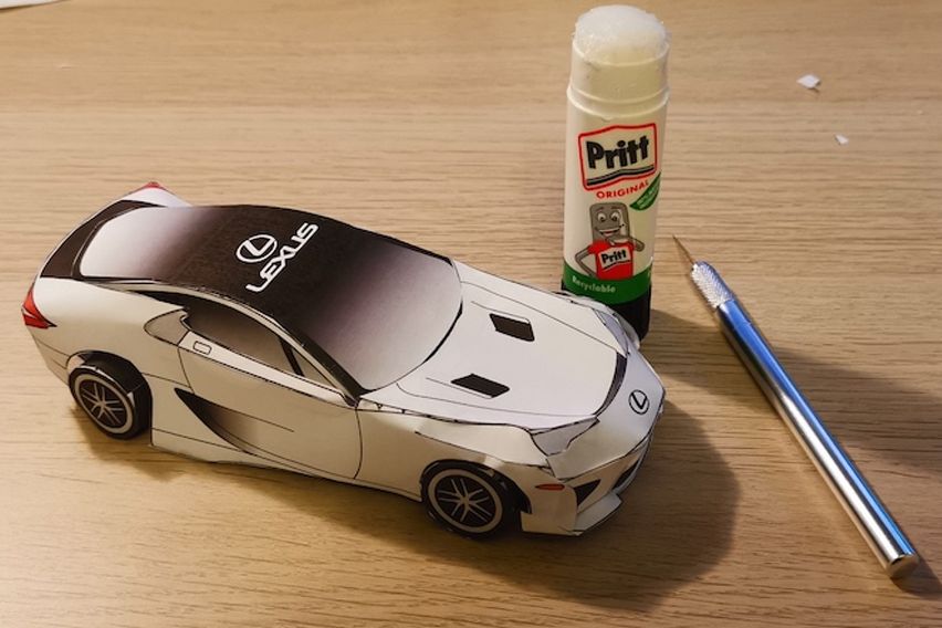 Lexus LFA paper model