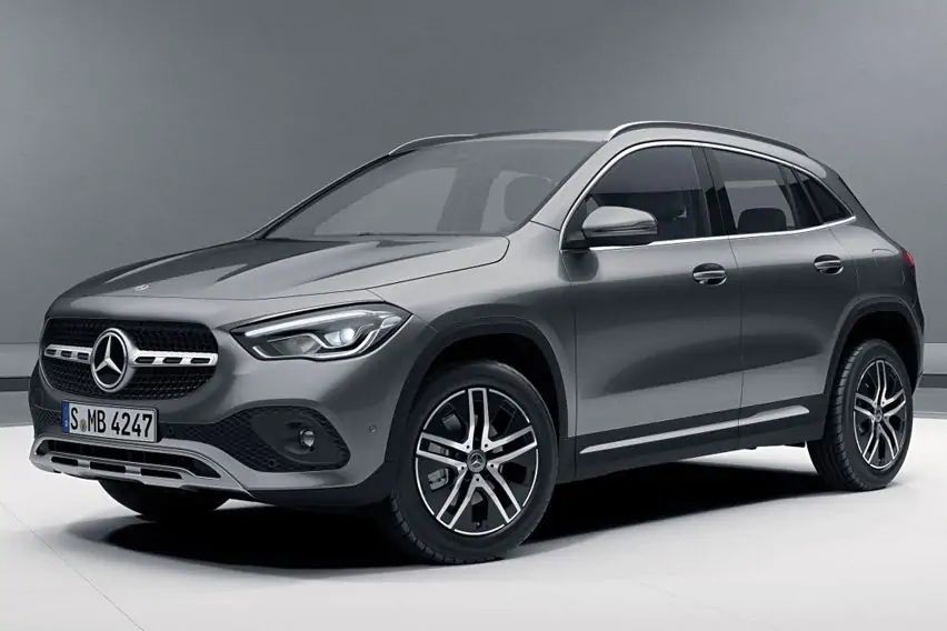 2021 Mercedes-Benz GLA front