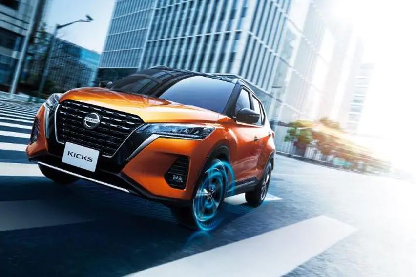 2021 Nissan Kicks front