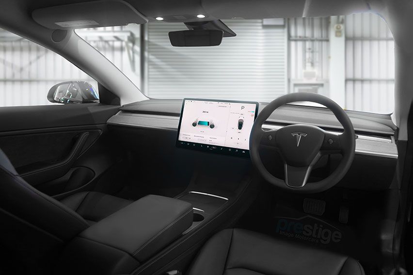 Tesla Model 3 facelift interior
