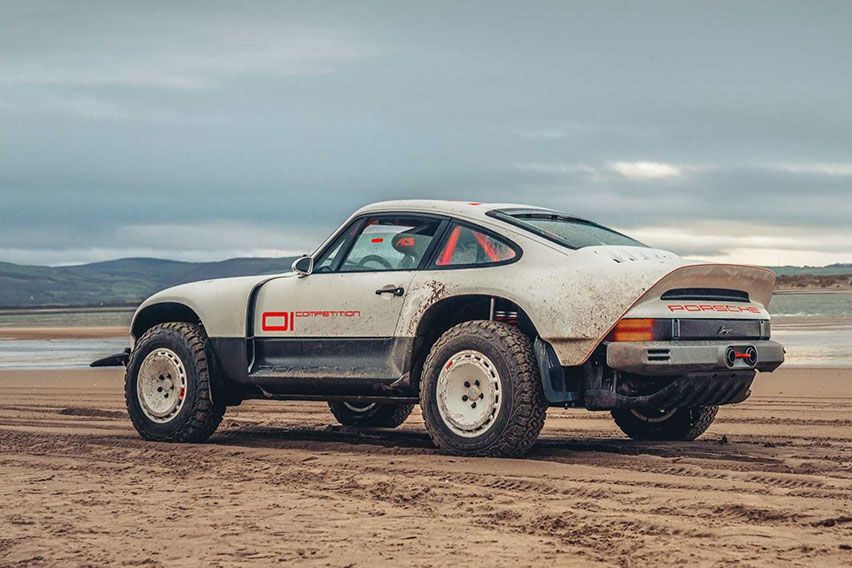 Porsche 911 Safari by Singer