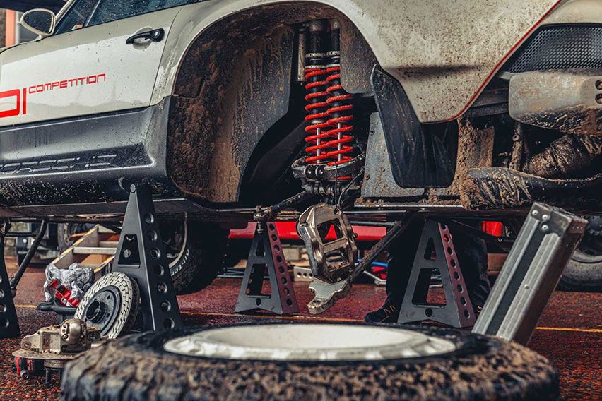 Porsche 911 Safari by Singer