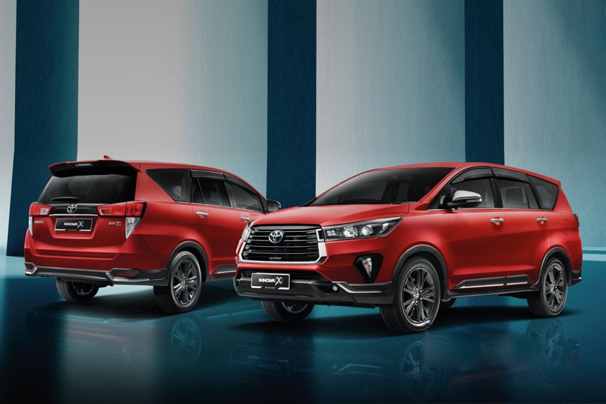 2021 Toyota Innova facelift front and rear