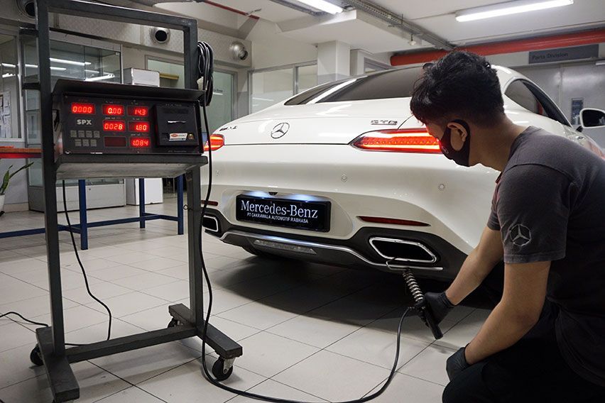 Mercedes-Benz uji emisi