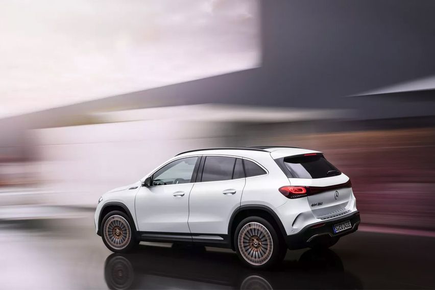 Mercedes-Benz EQA rear