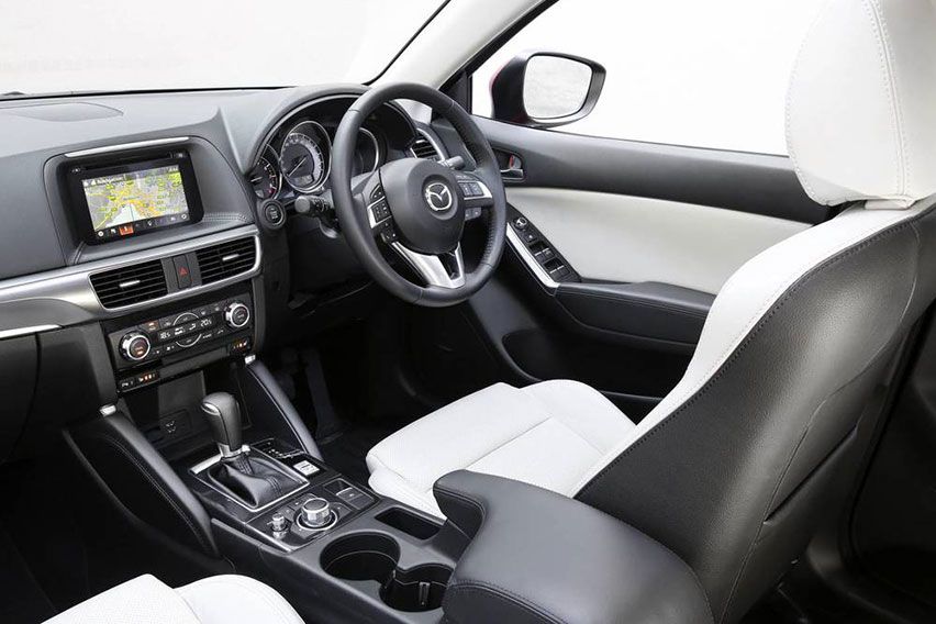 Mazda CX-5 2016 interior