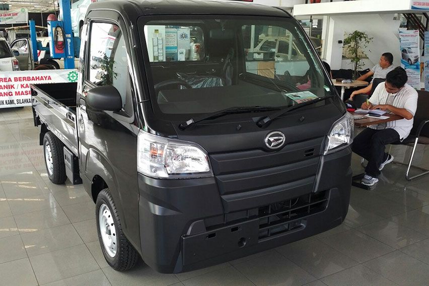 Daihatsu Hi-Max 2016