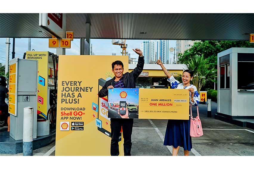 Freelance realtor wins P1-M in Shell’s ‘Spin for Great Journeys’ raffle