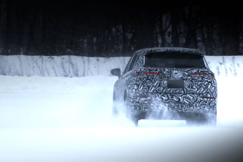 2021 Mitsubishi Outlander rear