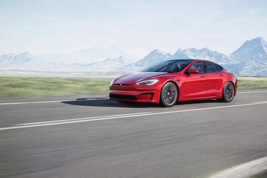 Tesla Model S receives interior update 