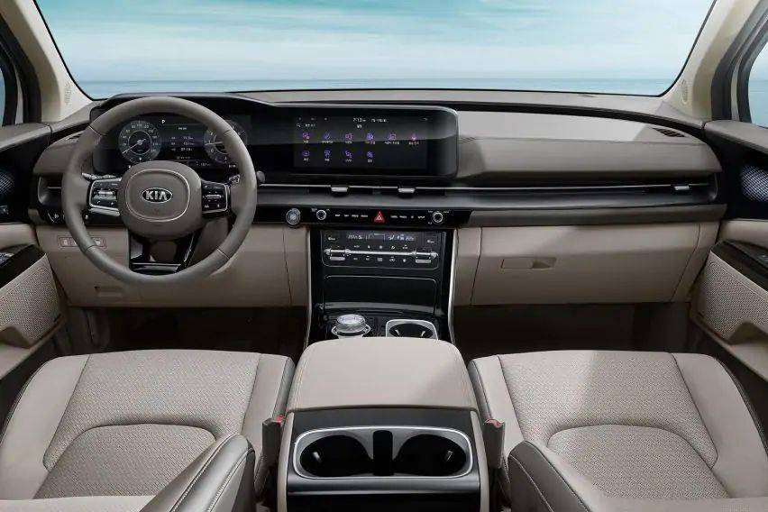 Kia previews the efficient seating layout of the 11seater Carnival