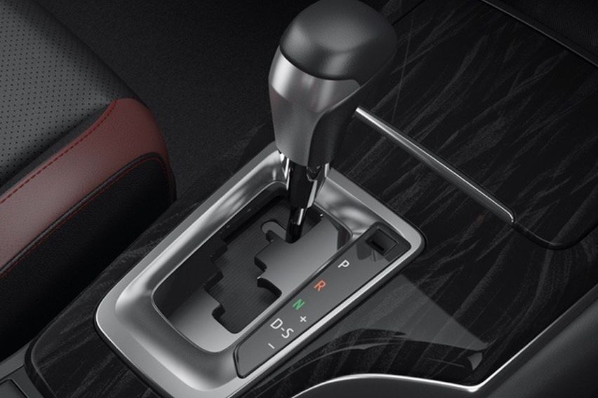 2021 Toyota Fortuner gear