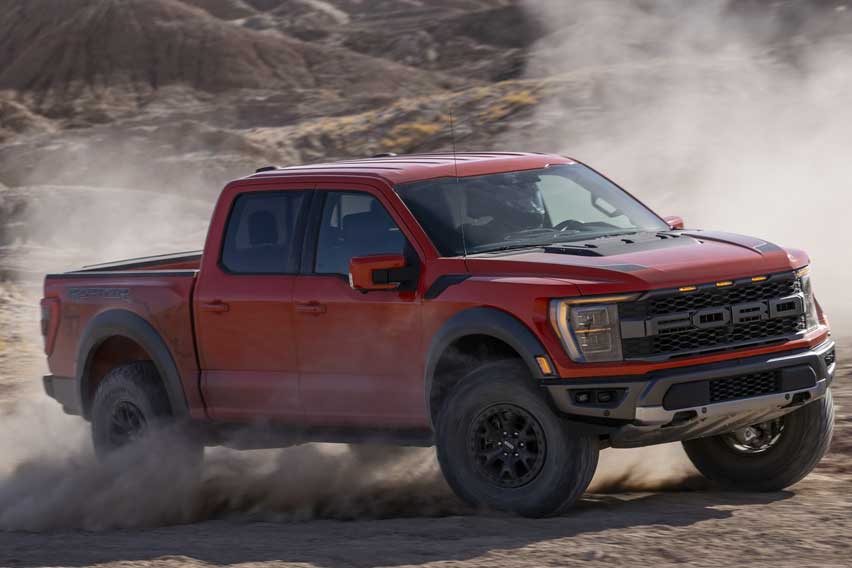 Ford F-150 Raptor side