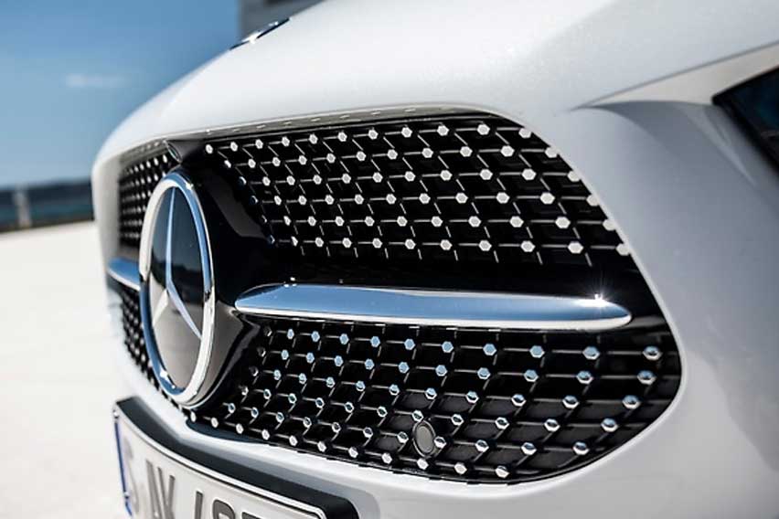 Mercedes-Benz logo