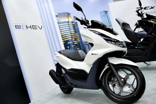 Langka di Pasaran, Segini Harga Bekas Honda PCX e:HEV Hybrid